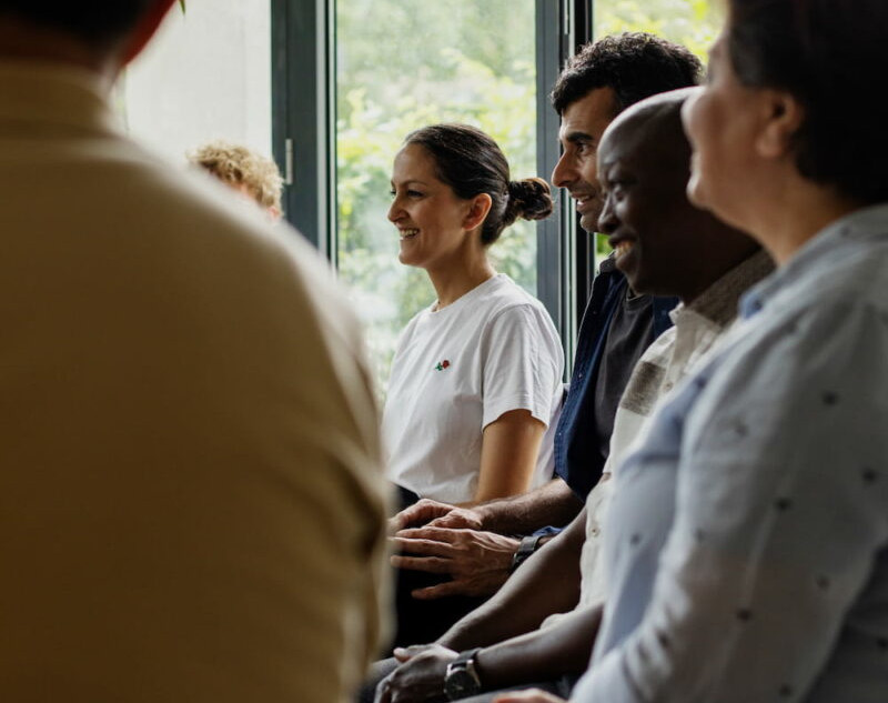 Empowerment auf Augenhöhe – Aufbau eines psychosozialen Counseling Centers für und mit Menschen mit Flucht- und/oder Migrationsgeschichte in Berlin